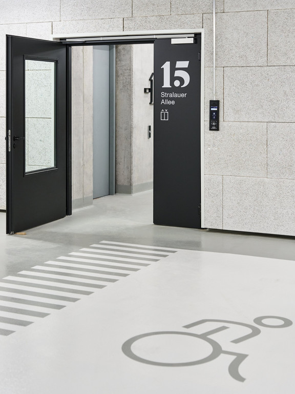 Pecan Development GmbH Система навигации Dockyard  l4 1