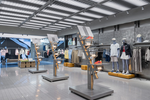 Adidas China adidas Originals im Hangzhou MixC  l1 