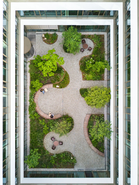 Rock Capital Investment GmbH Heads Campus: Leitsystem  l1 1