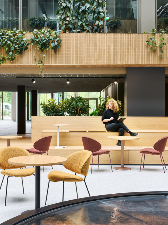 Rock Capital Investment GmbH Heads Campus Vom Zweckbau zur Community2